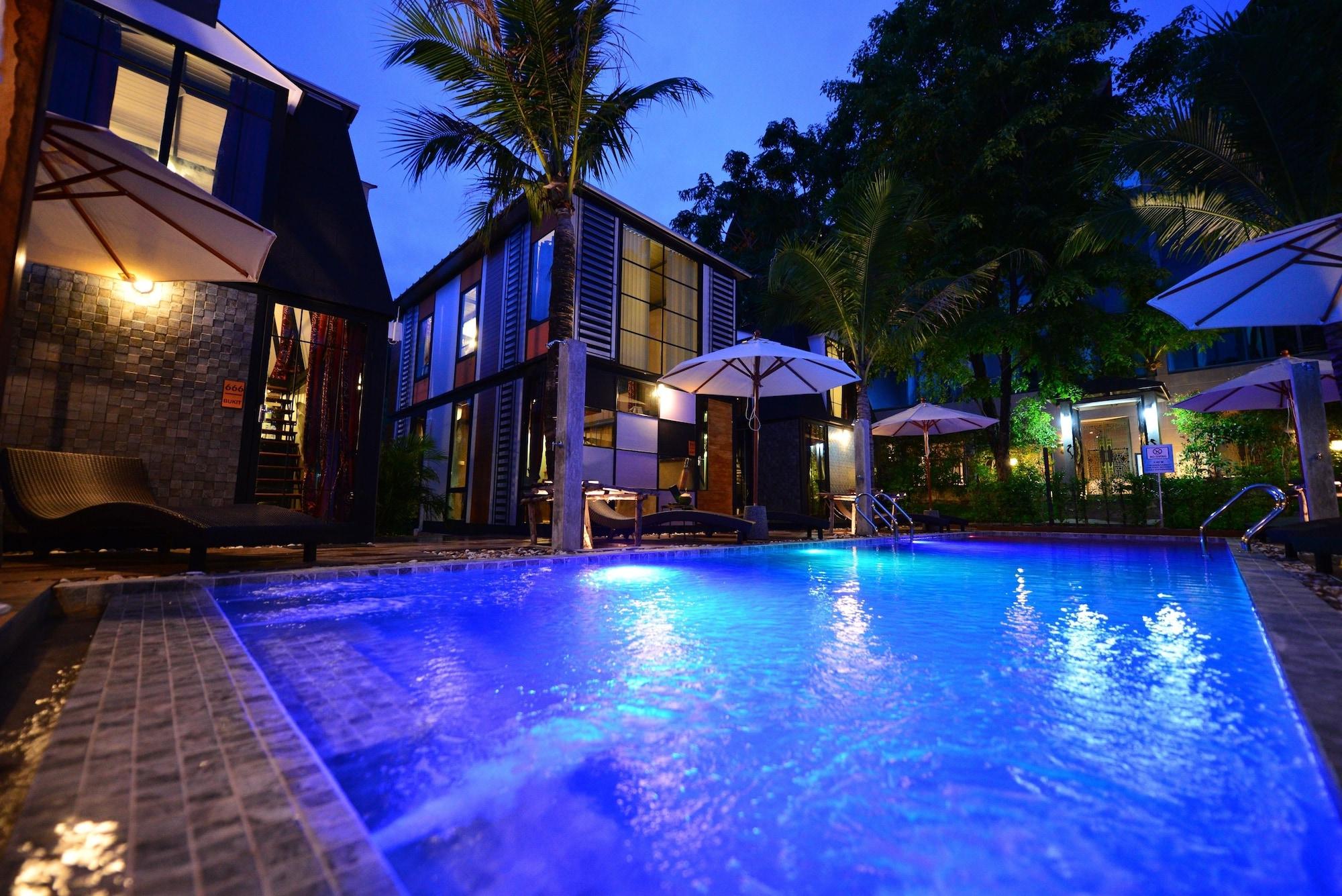 Bukit Pool Villas - Sha Extra Plus Patong Exterior photo
